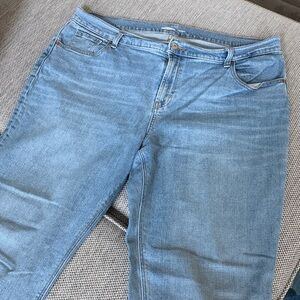 Light Blue Old Navy Boyfriend Midrise Jeans Size 16